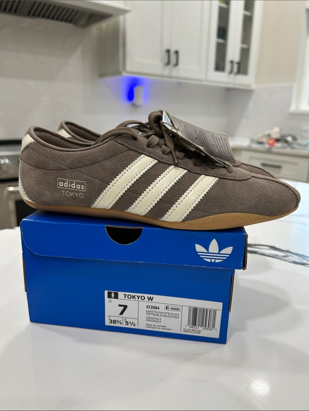 NWT - ADIDAS Tokyo Suede Leather Sneakers - Earth Strata Brown